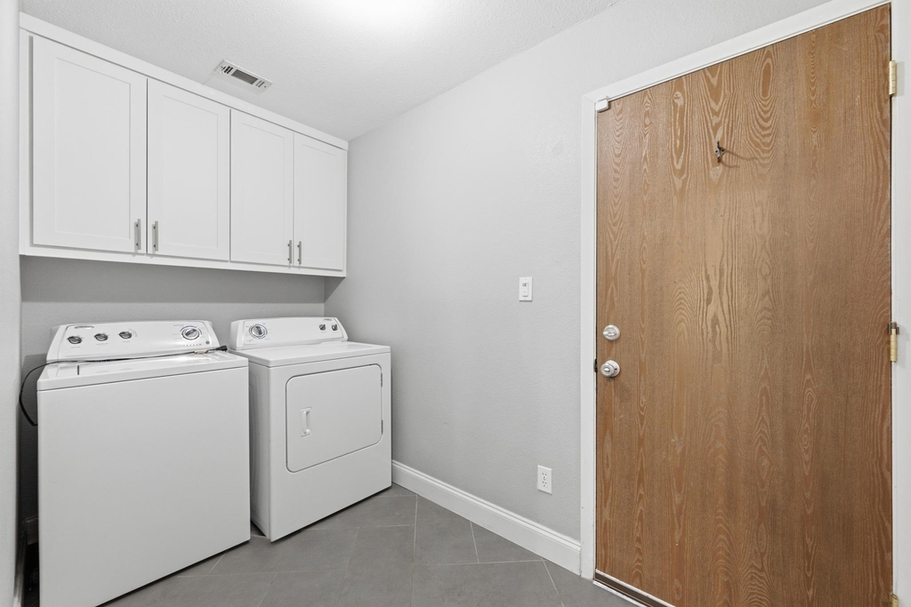 11826 Carshalton Dr - Photo 12
