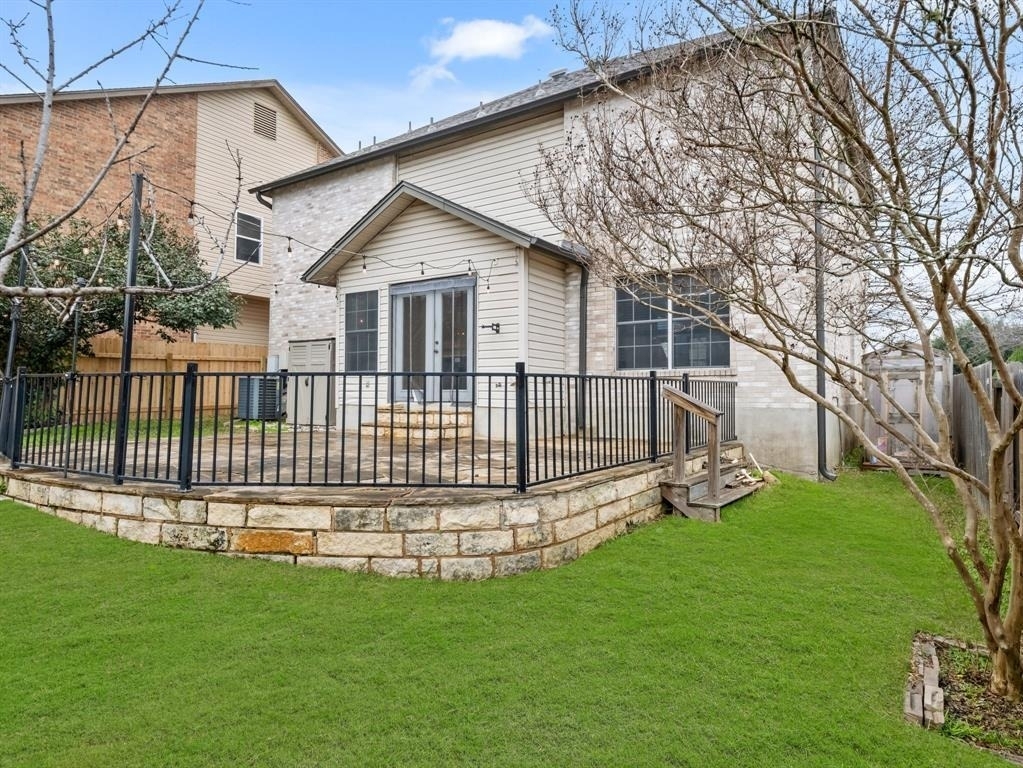 2411 Lavendale Ct - Photo 24