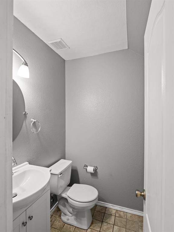 2411 Lavendale Ct - Photo 10