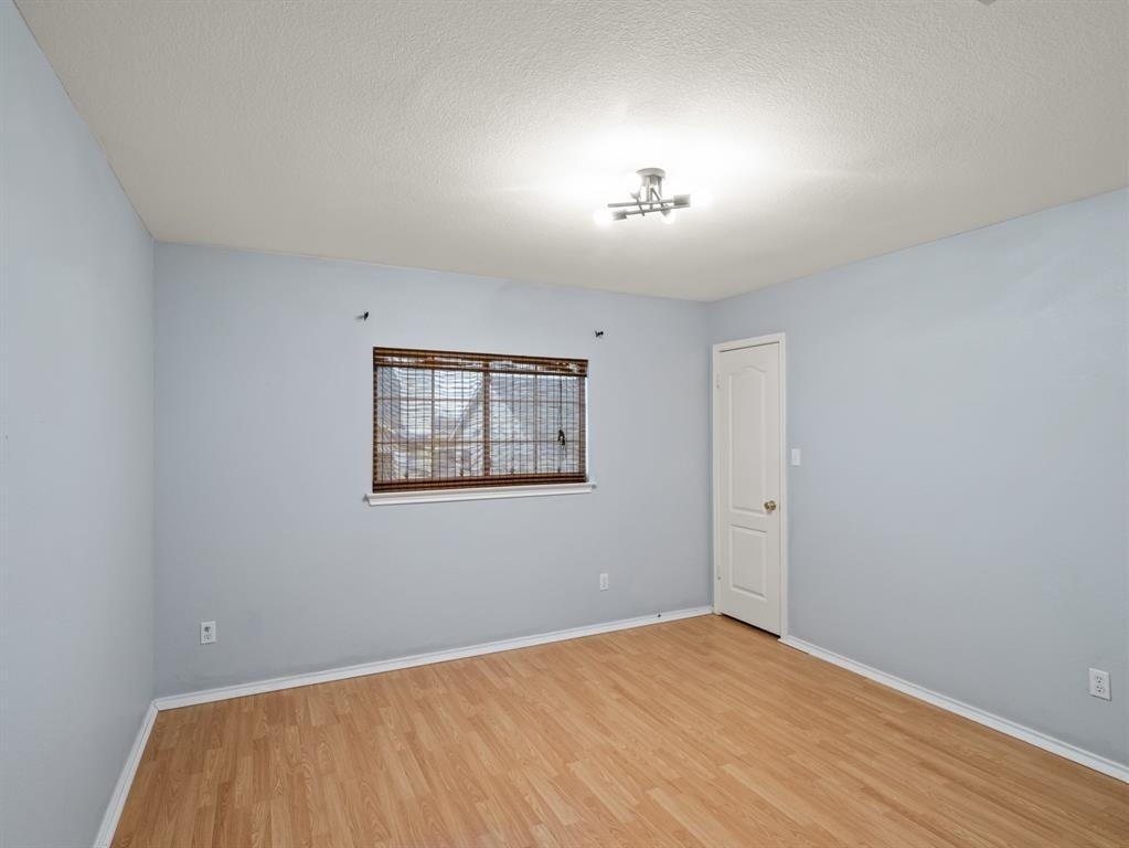 2411 Lavendale Ct - Photo 16