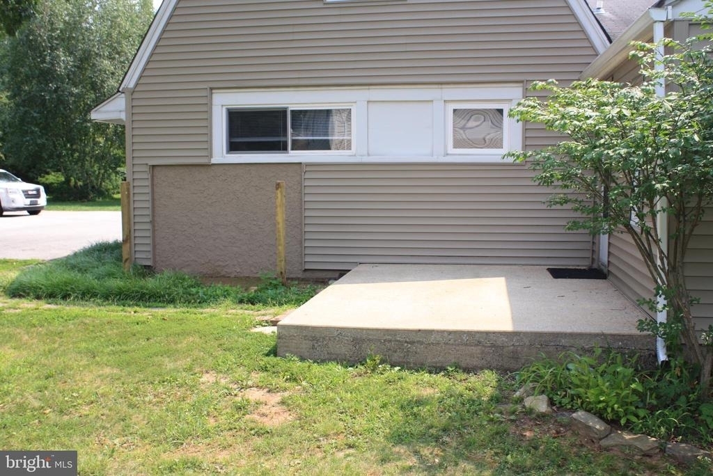 1349 Phoenixville Pike Unit C - Photo 12