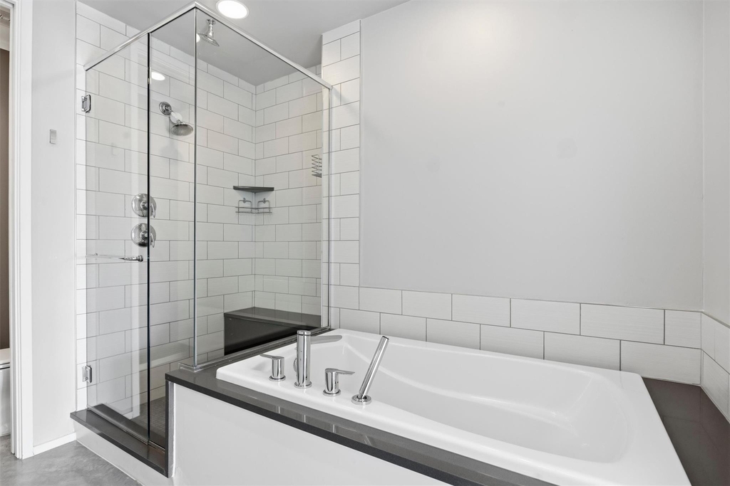 2301 S 5th St - Photo 22