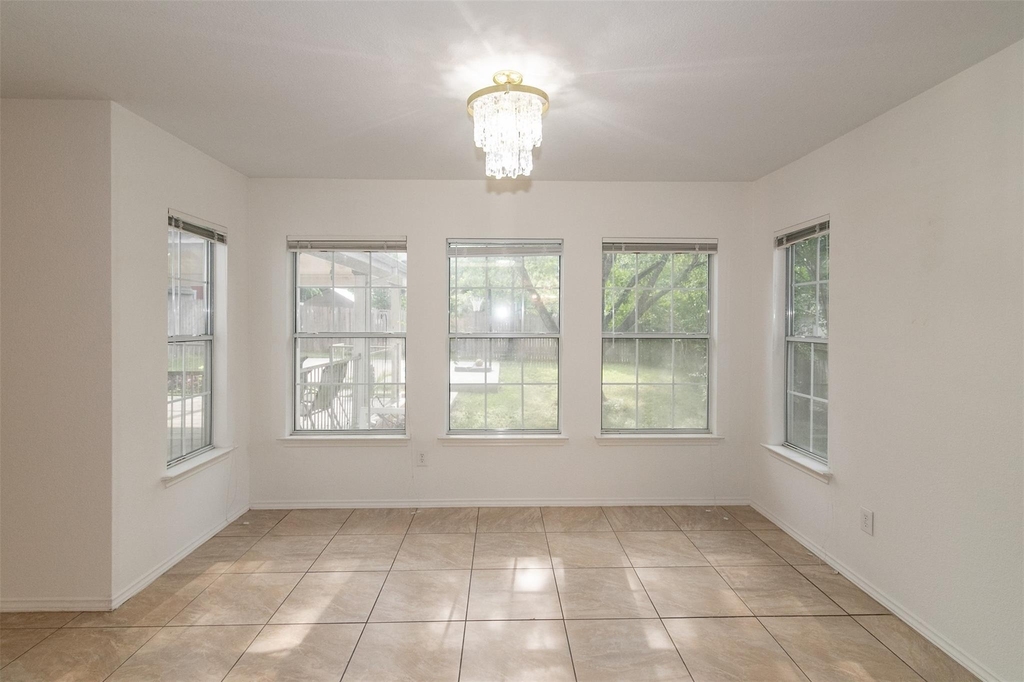 11308 Blairview Ln - Photo 7