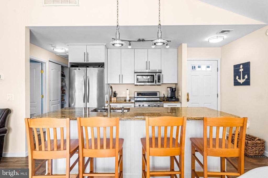144 Peter Road - Photo 9