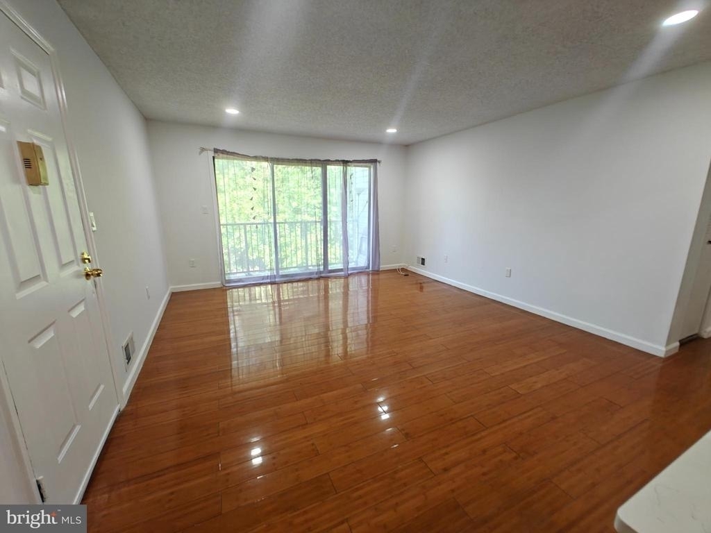 14 Voscek Court - Photo 8
