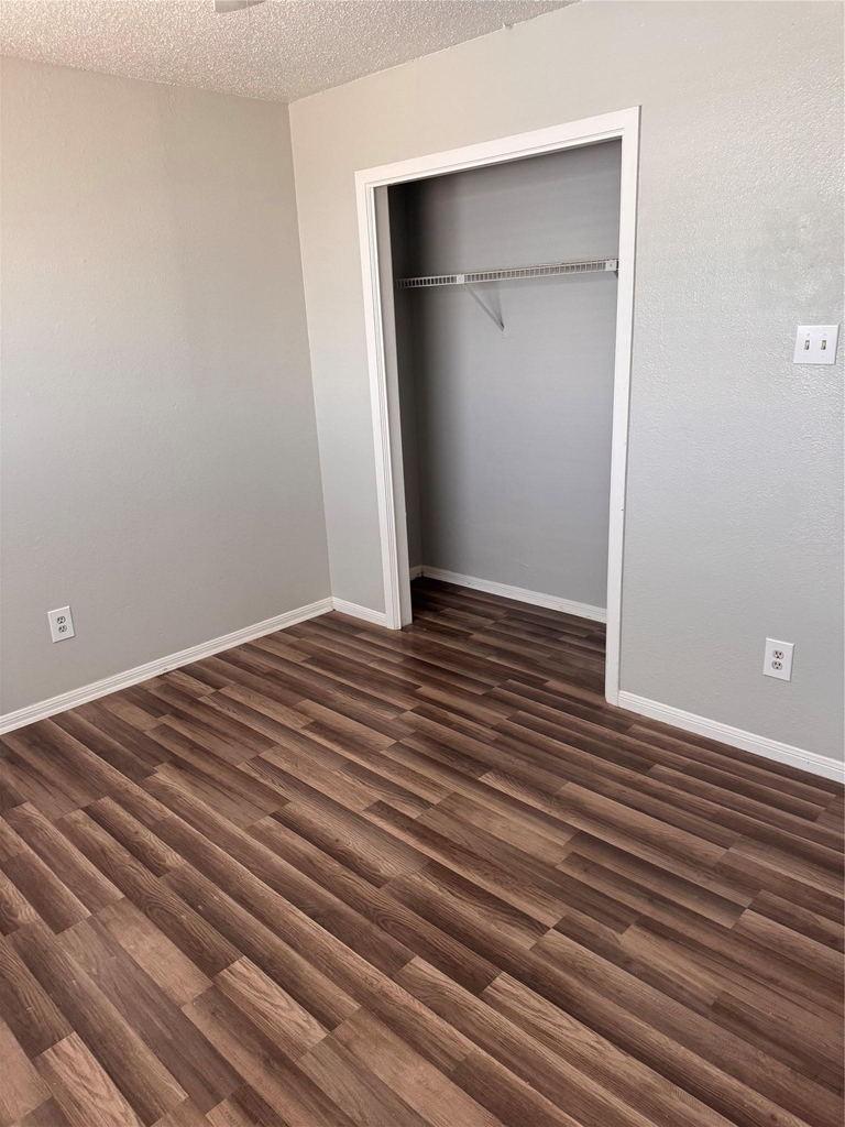 8807 Schick Rd - Photo 21
