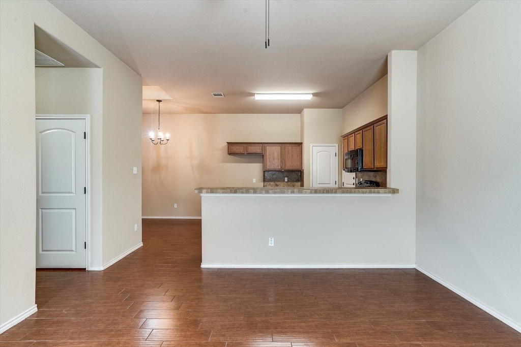 1120 Brendon Lee Ln - Photo 6