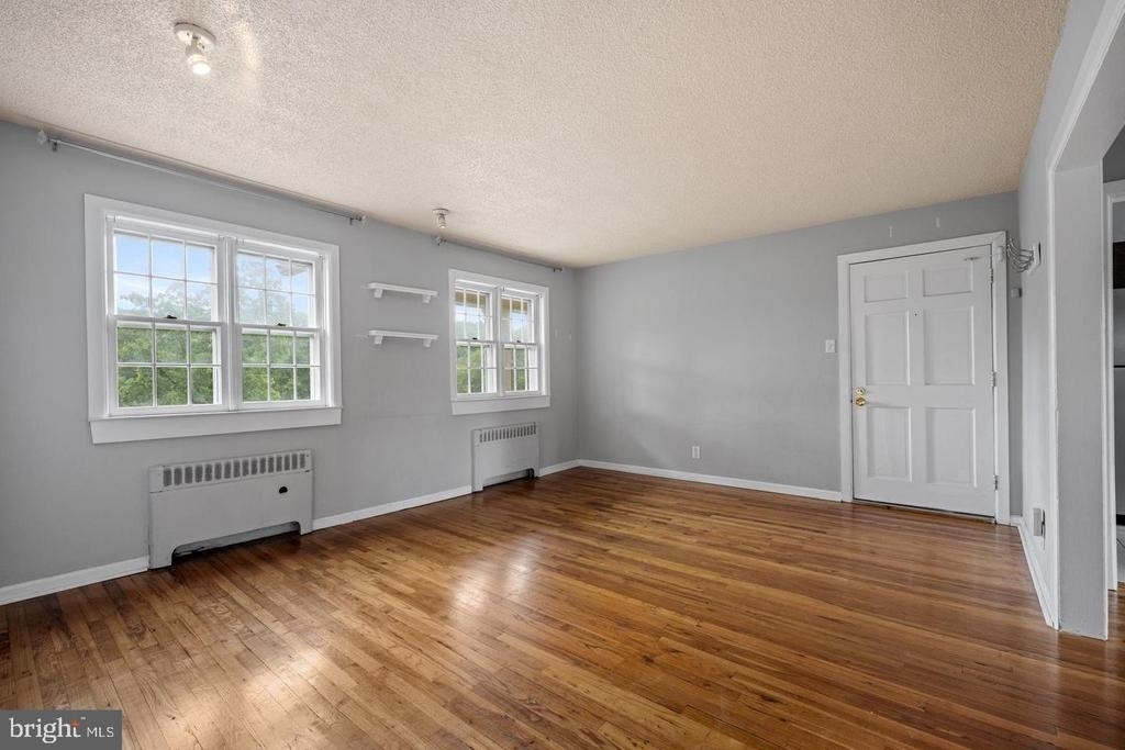 102 Cherry Parke - Photo 2