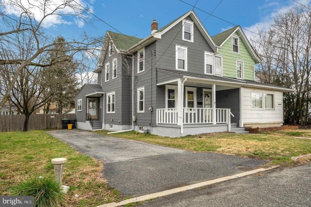 19 Mcclellan Avenue - Photo 1