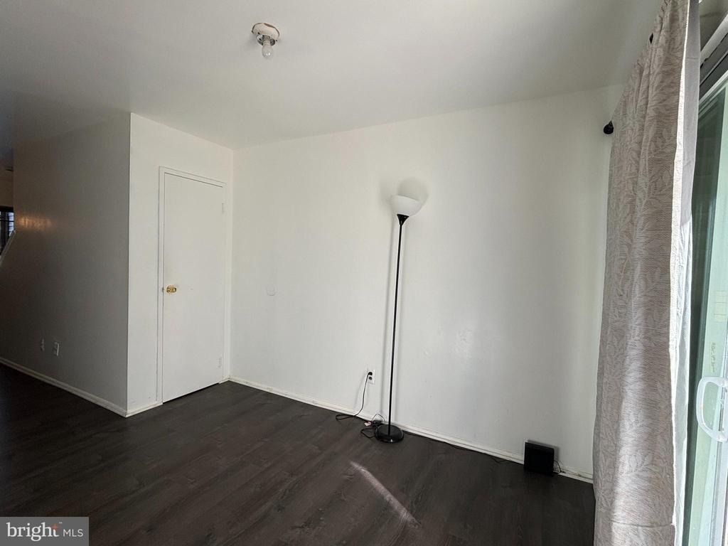 2404 Bayberry Court - Photo 4