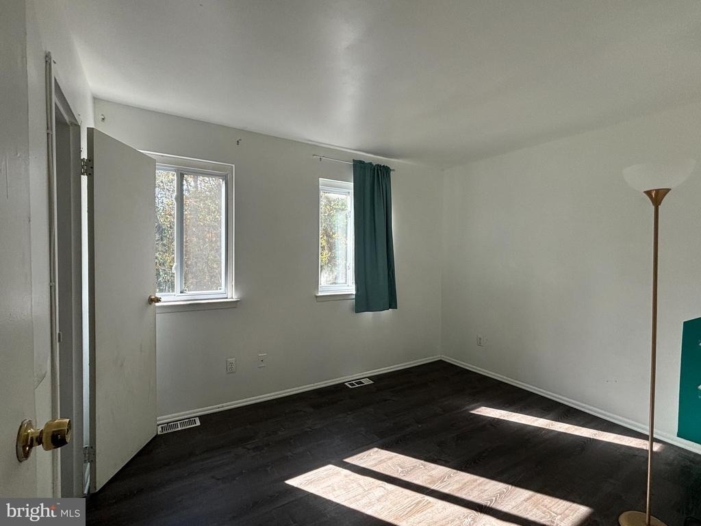 2404 Bayberry Court - Photo 15
