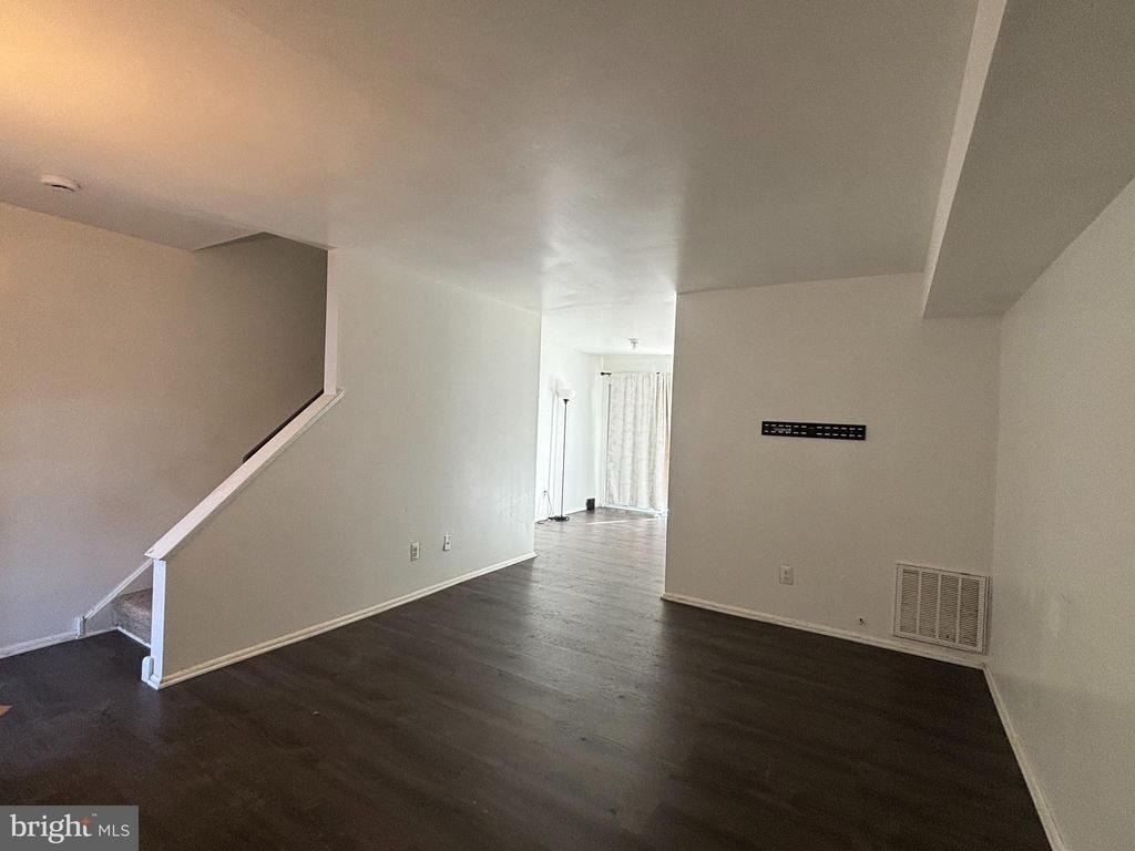 2404 Bayberry Court - Photo 5