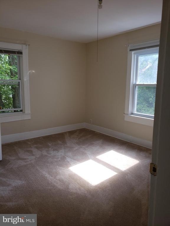 210 10th Street - Photo 2