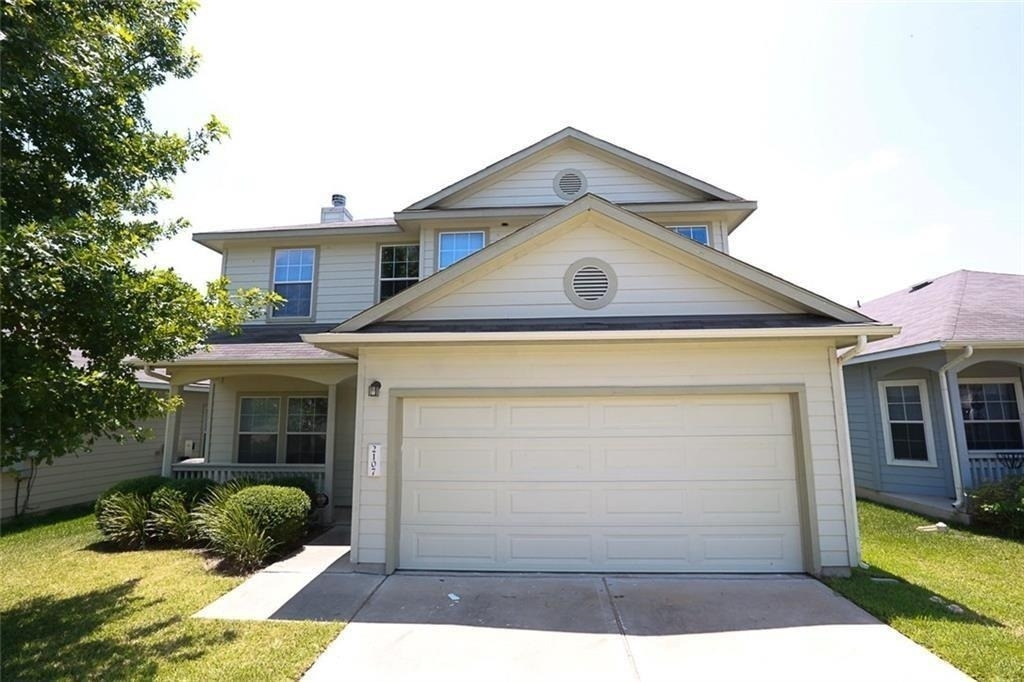 2107 Charlotte Estates Dr - Photo 0