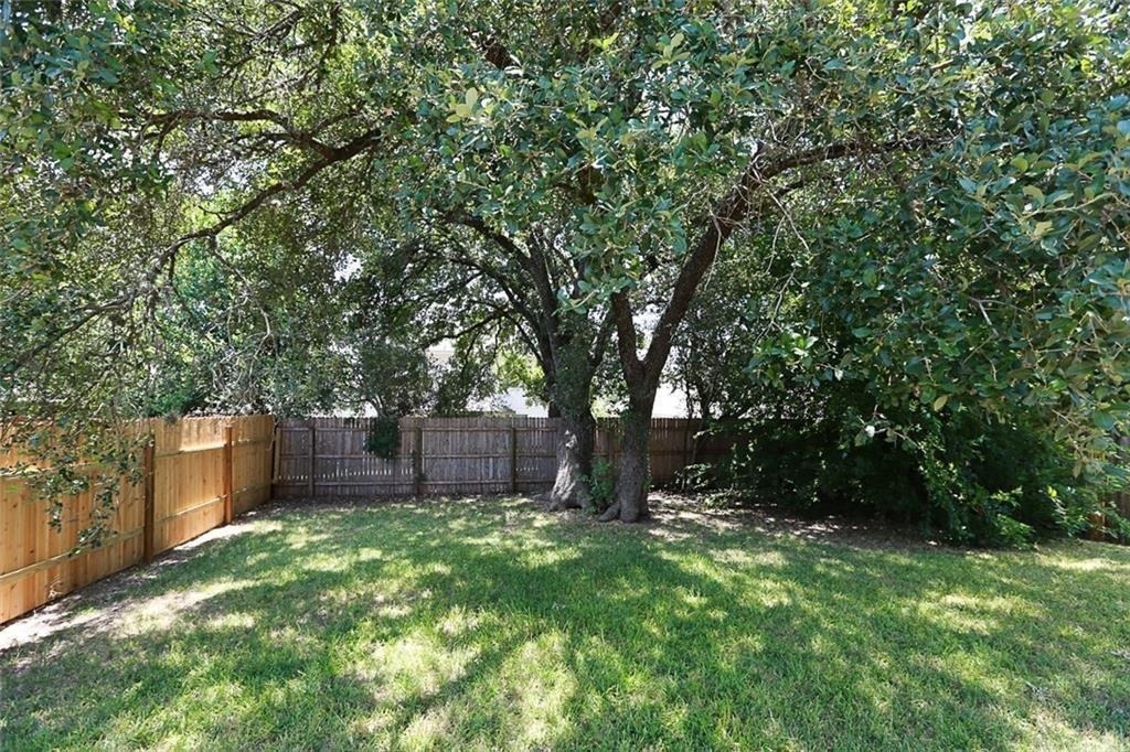 2107 Charlotte Estates Dr - Photo 17