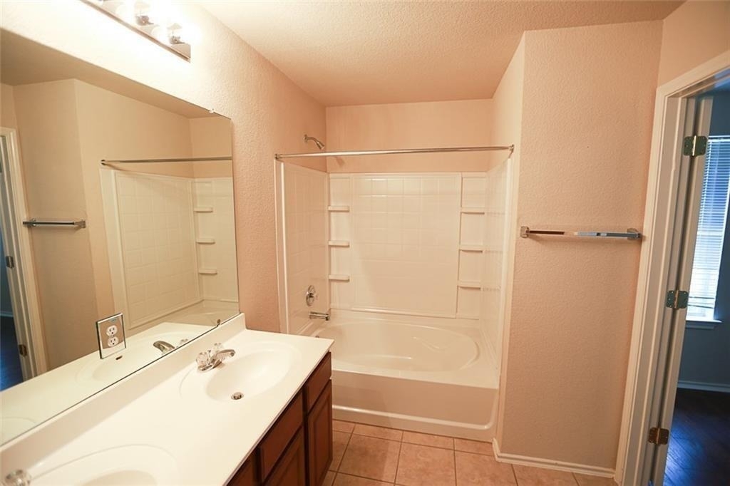 2107 Charlotte Estates Dr - Photo 14