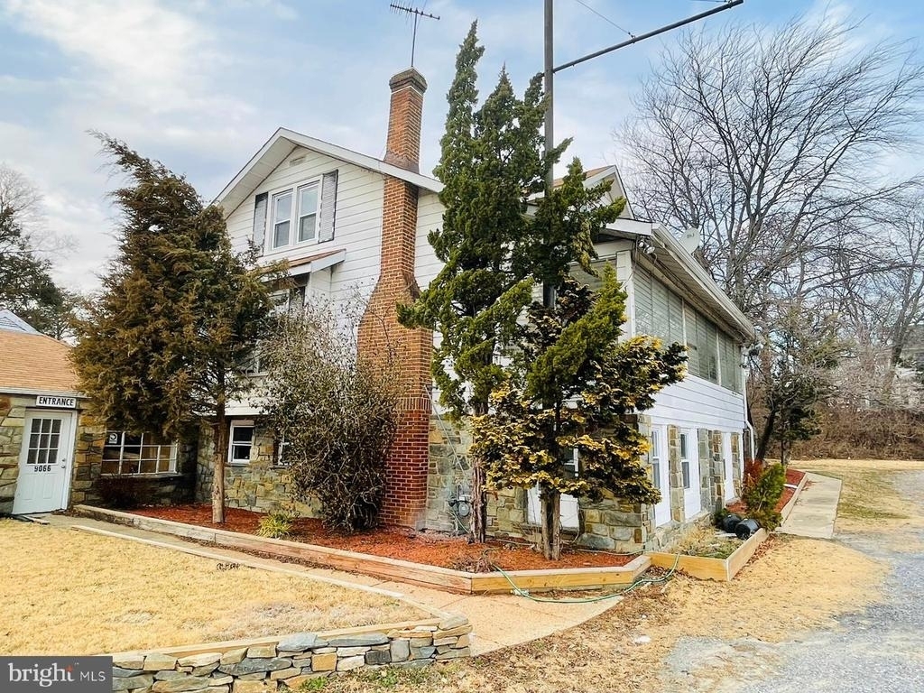 9066 Baltimore Avenue - Photo 42