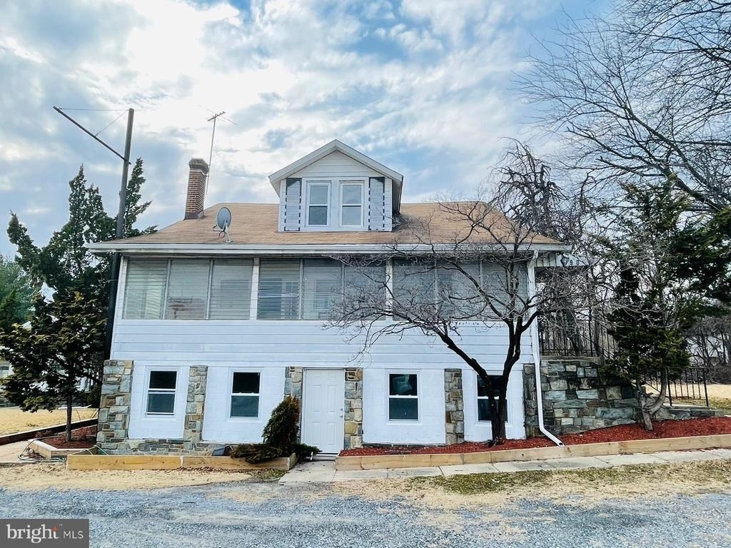 9066 Baltimore Avenue - Photo 43