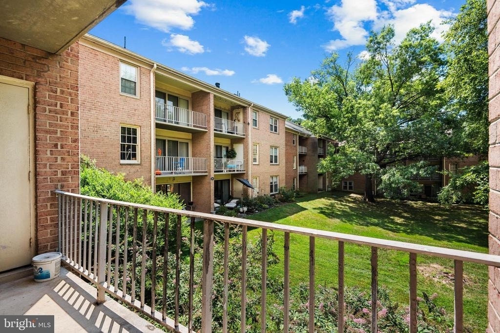 6034 Westchester Park Drive - Photo 21
