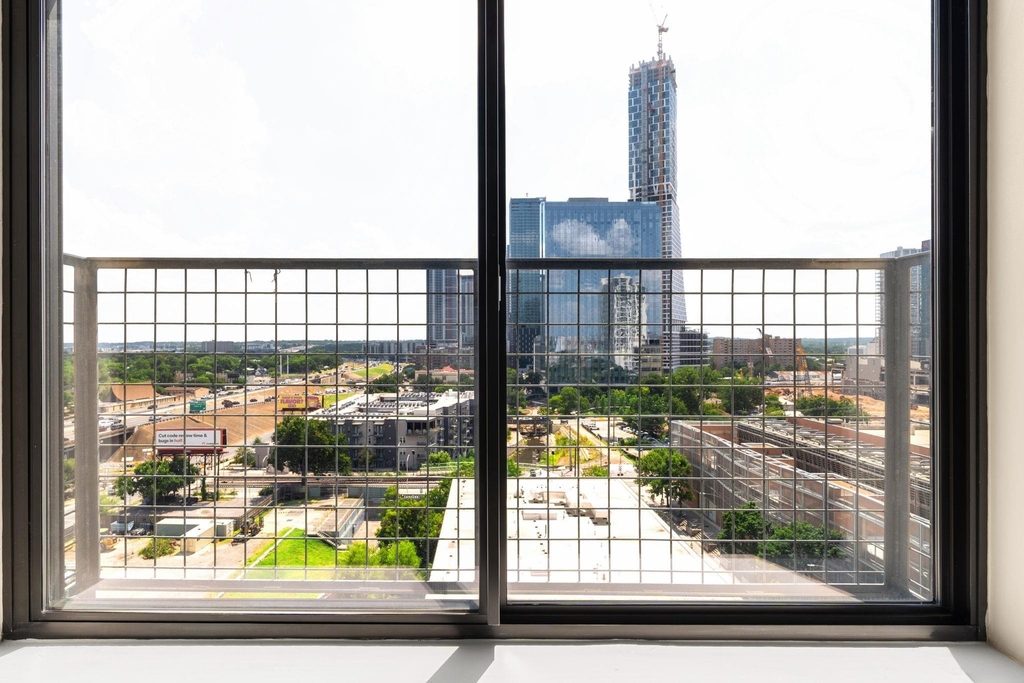 507 Sabine St - Photo 8
