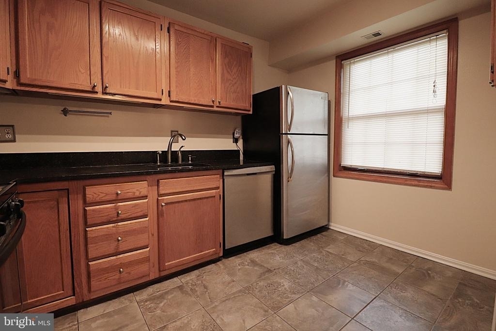 5974 Westchester Park Drive - Photo 8