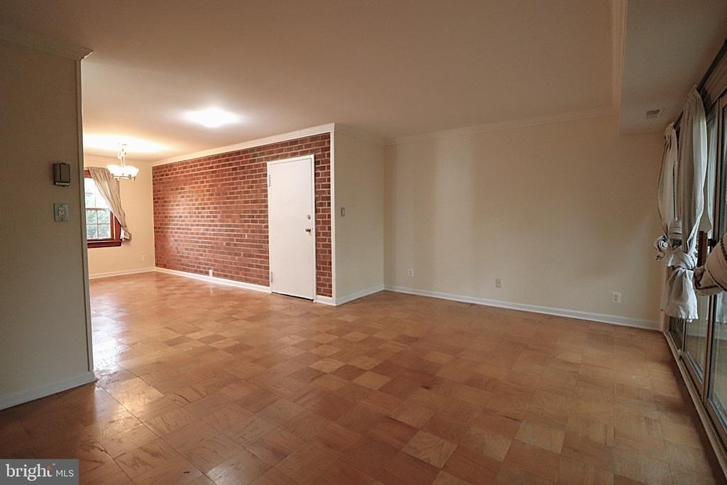 5974 Westchester Park Drive - Photo 16