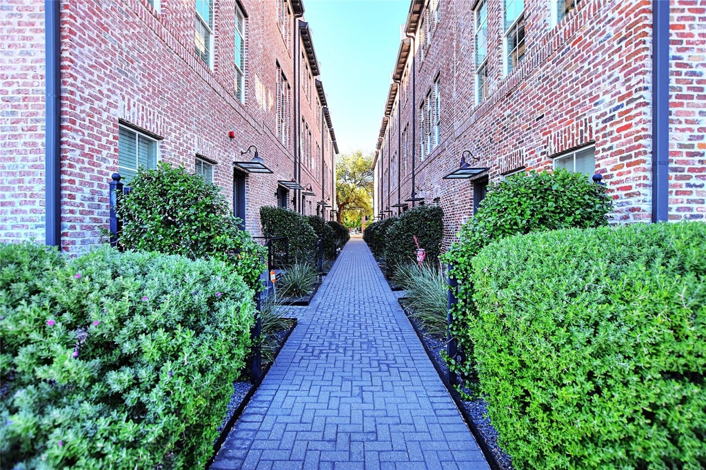 1308 Tinnin Ford Rd - Photo 2