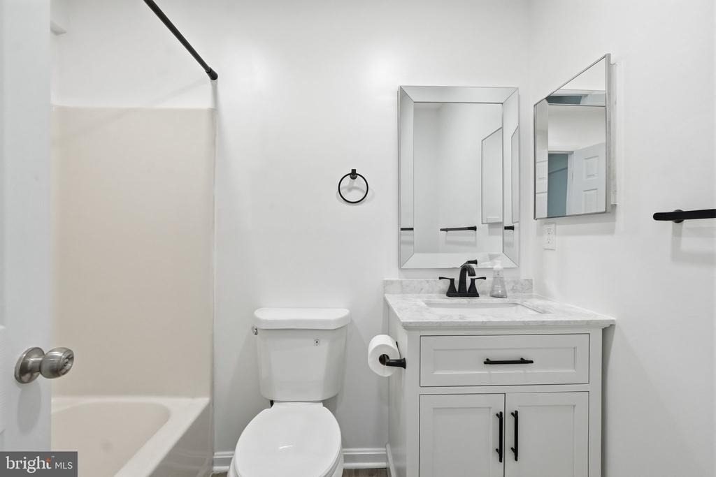 4805 Berwyn House Road - Photo 15