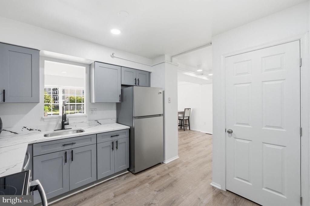 4805 Berwyn House Road - Photo 9