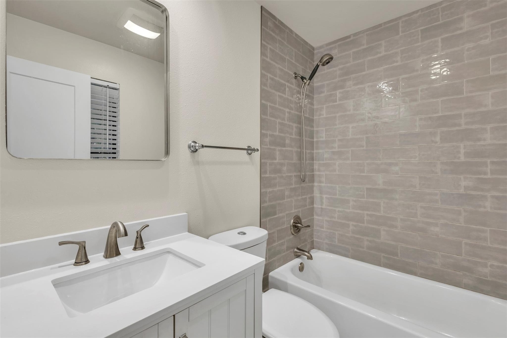 12312 Yarmont Way - Photo 14
