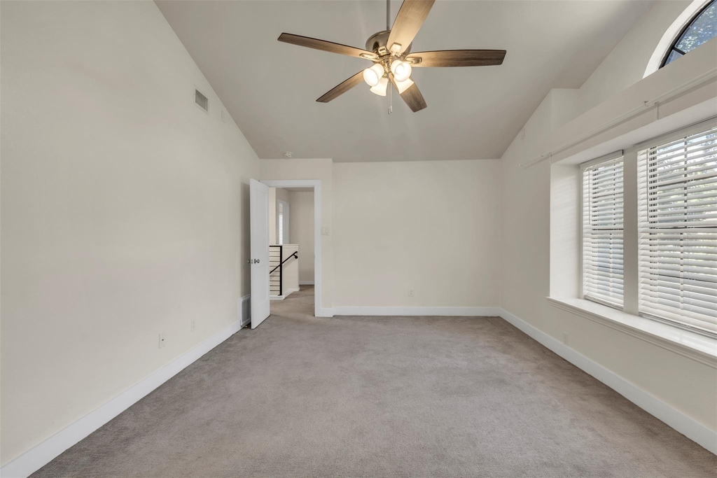 12312 Yarmont Way - Photo 16