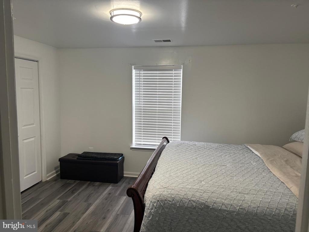 811 Falls Lake Drive - Photo 3