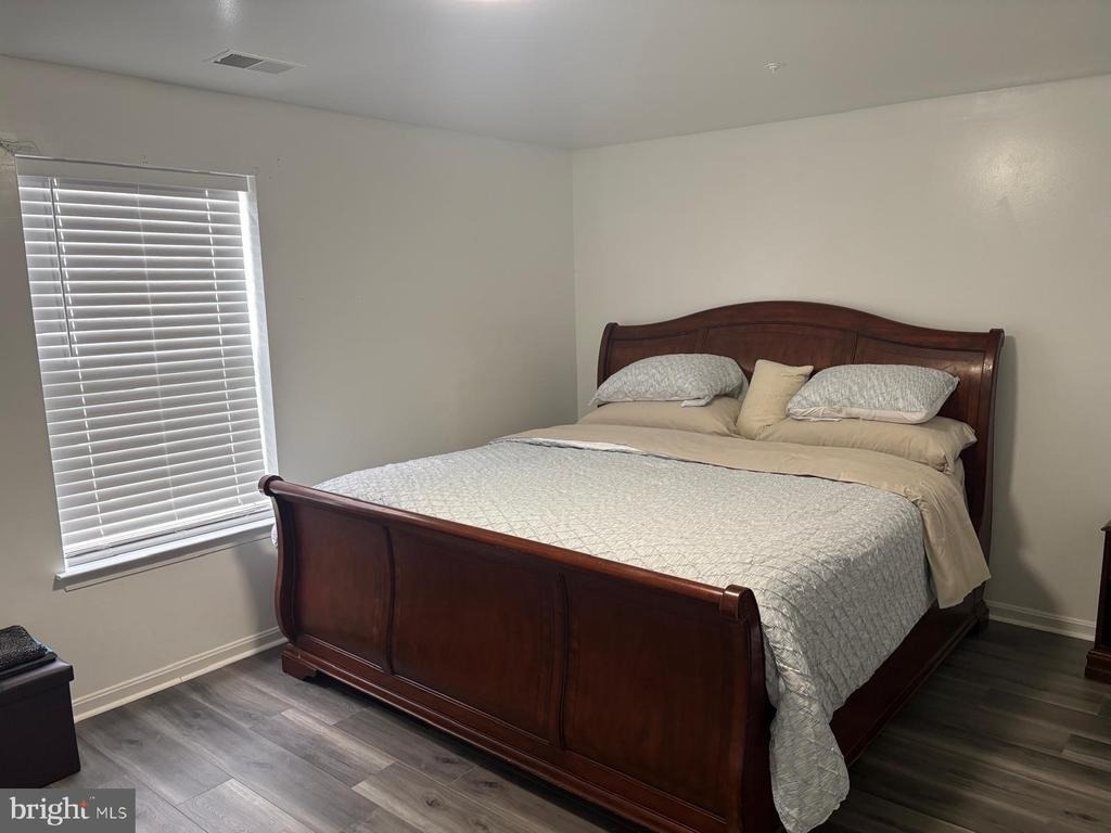 811 Falls Lake Drive - Photo 4