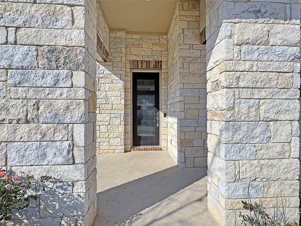 1245 Westborough Ln - Photo 2