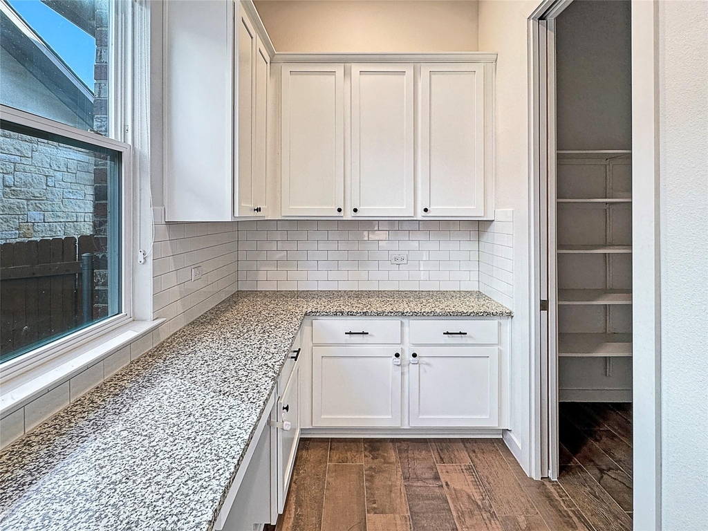 1245 Westborough Ln - Photo 13