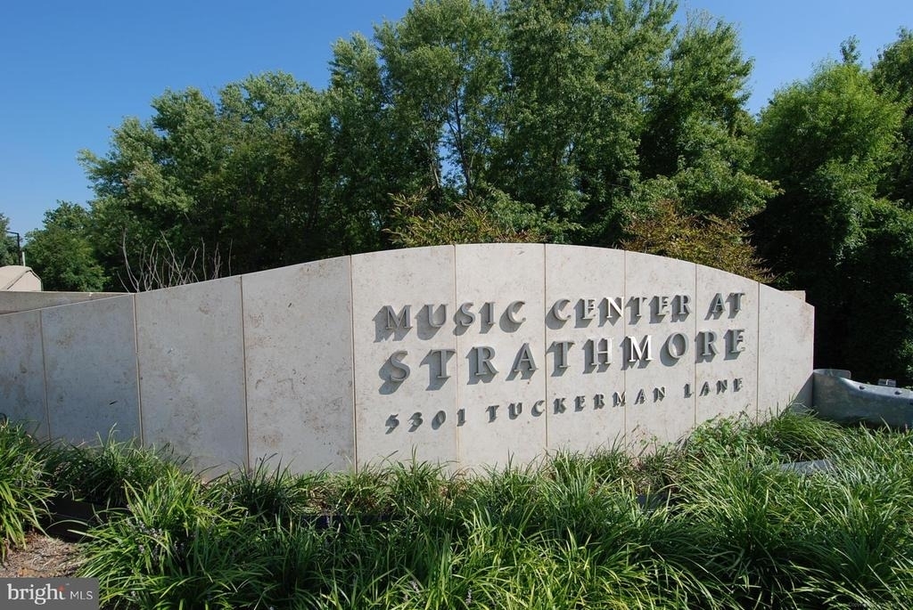 10340 Grosvenor Place - Photo 56