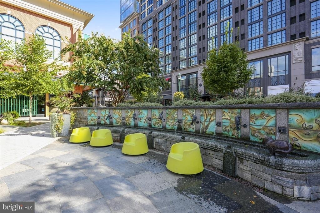 10340 Grosvenor Place - Photo 43