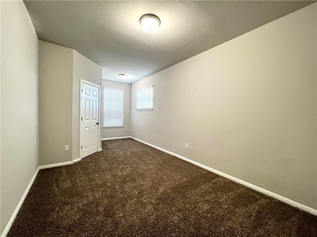 3240 E Whitestone Blvd - Photo 10