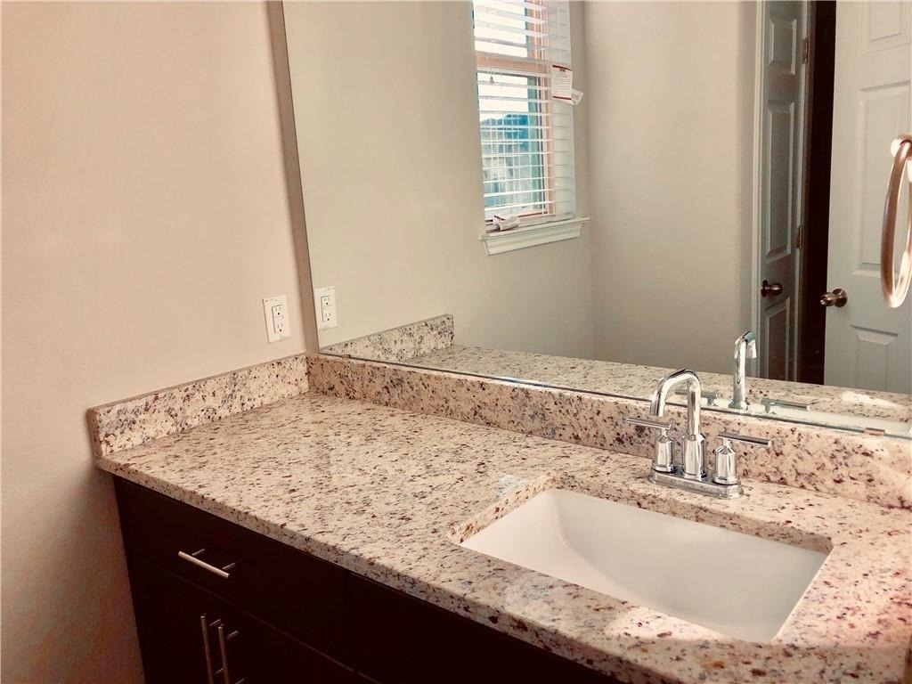 3240 E Whitestone Blvd - Photo 11