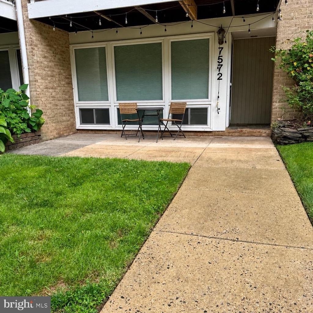 7572 Spring Lake Drive - Photo 7