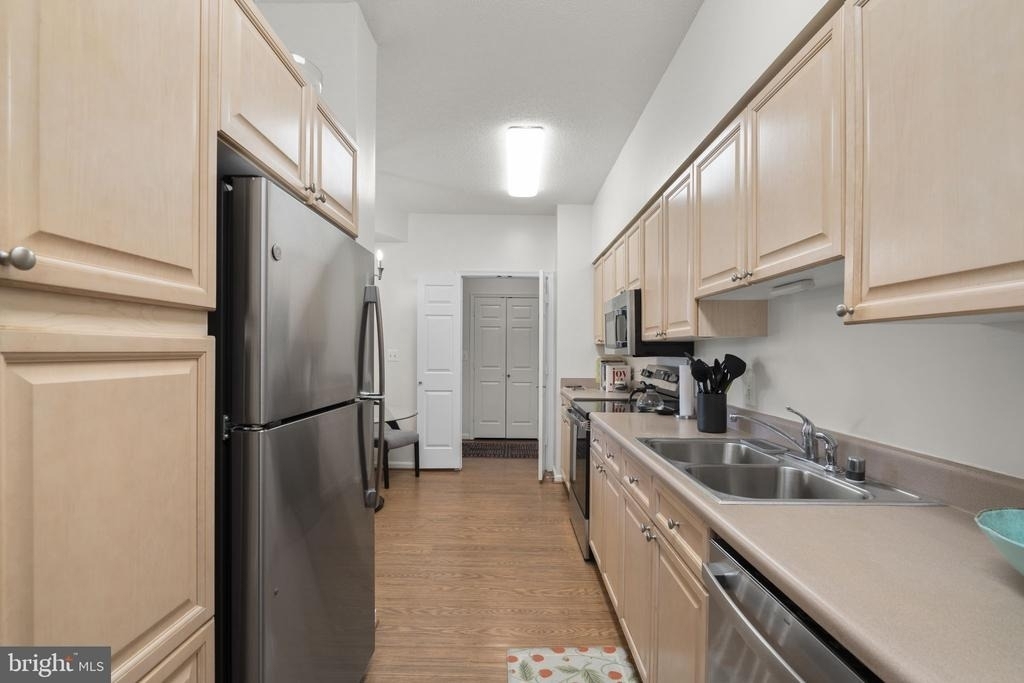 3005 S Leisure World Boulevard - Photo 17