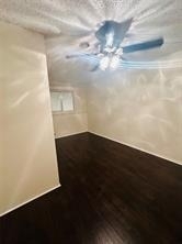 2401 Leon St - Photo 8