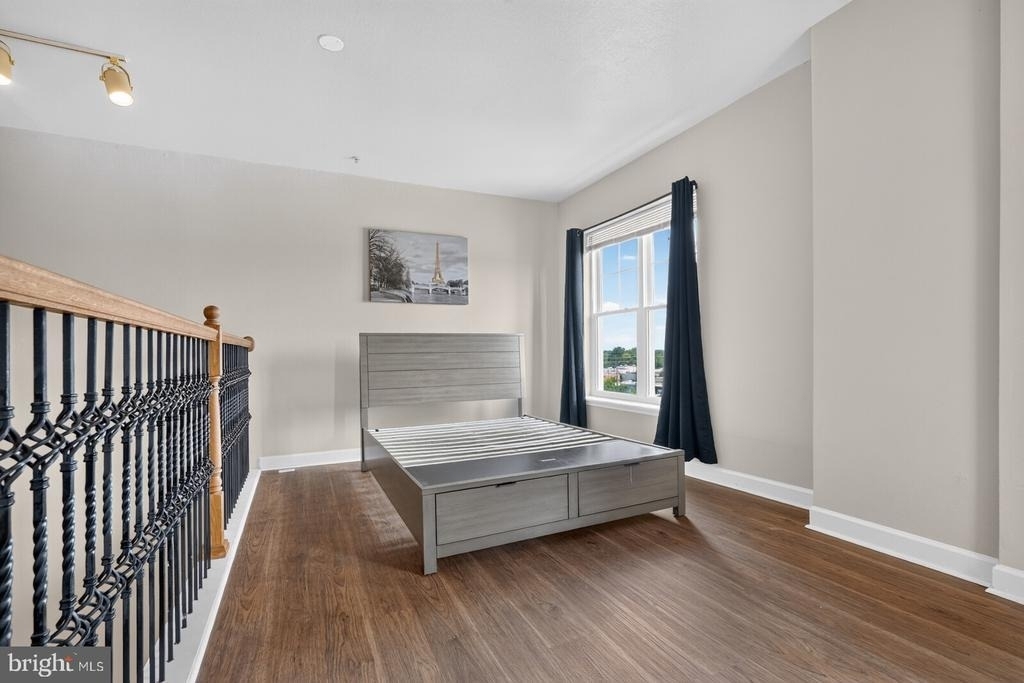 501 Hungerford Drive - Photo 24