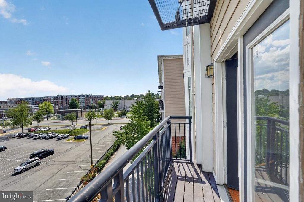501 Hungerford Drive - Photo 33