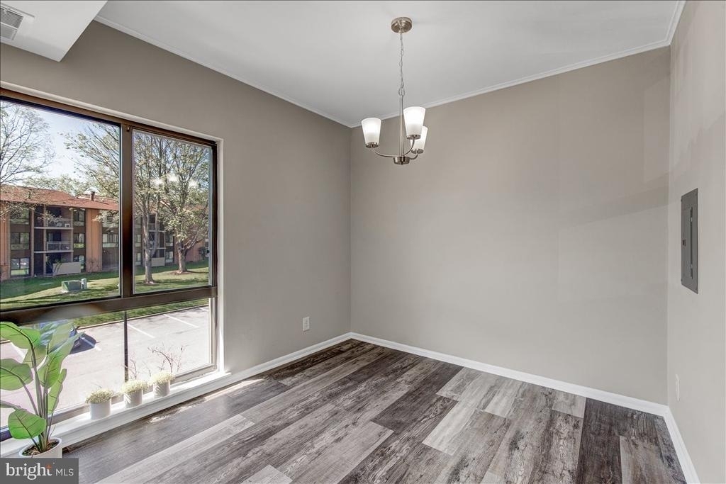 5915 Tamar Drive - Photo 9