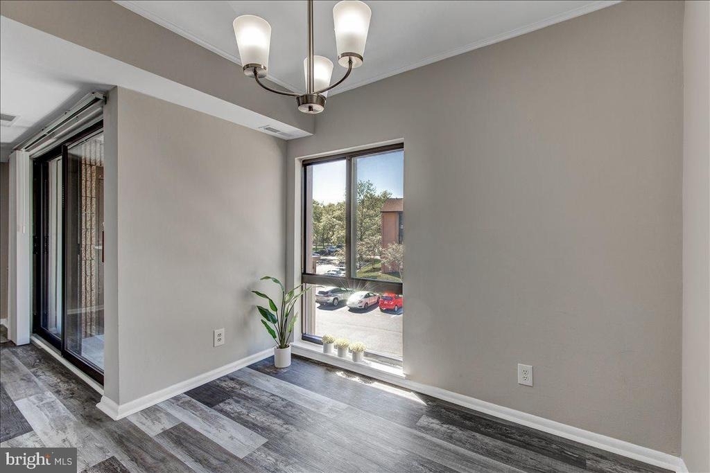 5915 Tamar Drive - Photo 10