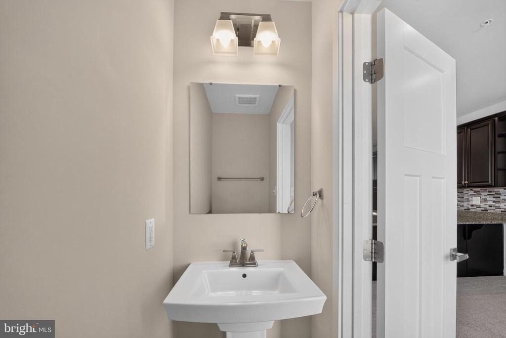 7023 Mahant Way - Photo 27