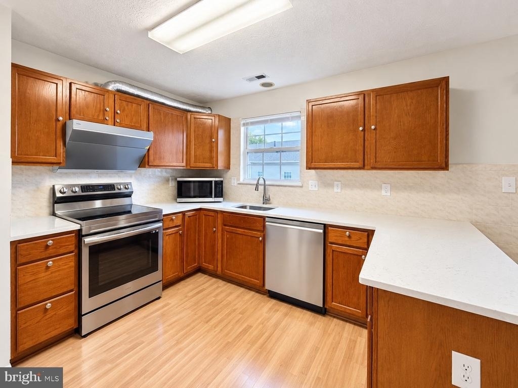 3335 Hollow Court - Photo 7