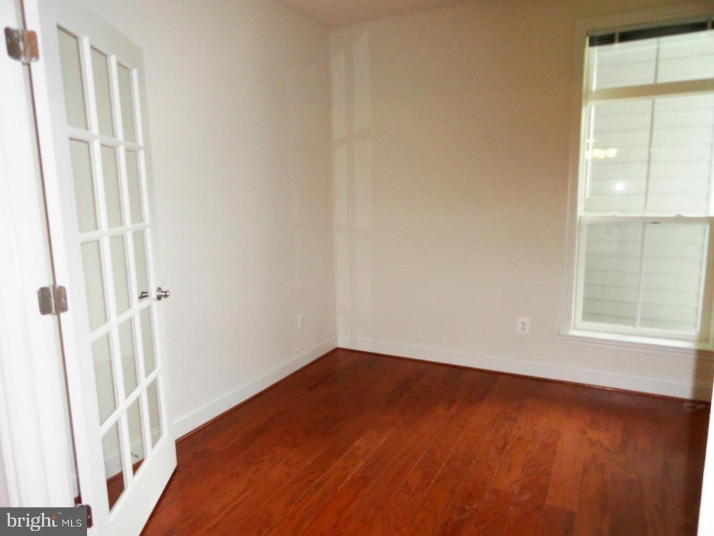 3100 Stone Cliff Drive - Photo 8