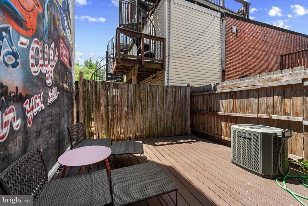 1106 William Street - Photo 7